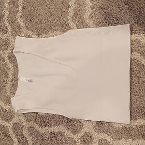 Nikibiki white tank